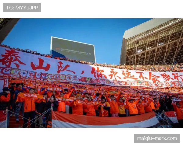 山东泰山中场创造力枯竭,越踢越乱局面已逐步反映在战绩上 山东泰山中场创造力枯竭,越踢越乱局面已逐步反映在战绩上